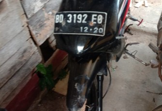 Salah satu dari empat unit motor yang ditemukan warga