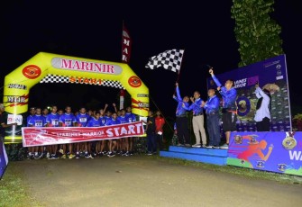 Danbrigif 3 Mar saat melepas peserta Marines Warrior Challenge 