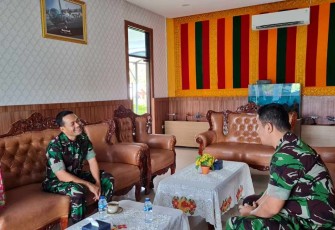 Kunjungan Dandim 0112/Sabang (kiri) ke lanud Maimun Saleh 