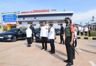 Danrem 071/Wijayakusuma saat mendampingi kunjungan presiden Joko Widodo di wilayah Batang