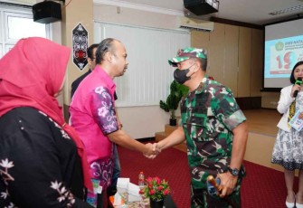 Danrem 091/ASN saat acara dies natalis vibes ke 19 FH Unmul