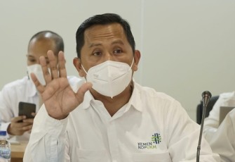 Ahmad Zabadi saat dengar pendapat dengan Komisi XI DPR