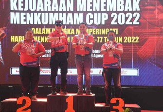 Romie Pamungkas juara III dalam kejuaraan menembak Menkumham Cup 2022