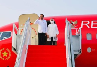 Presiden Jokowi saat pemberangkatan kunjungannya ke provinsi Kalbar 