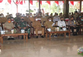 Dandim 0807/Tulungagung saat mengikuti rakor