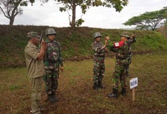Latihan menembak prajurit Kodim Pacitan, Rabu (21/9)