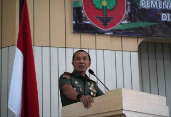 Pangdam XIV/Hsn Mayjen TNI Totok Imam Santoso saat memaparkan tujuan TMMD, Rabu (21/9)