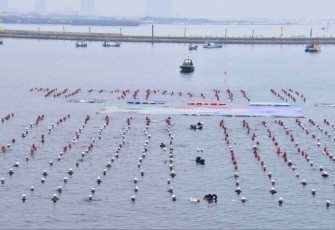 Water Trappen TNI AL di Satrol Lantamal III Pantai Mutiara Pluit, Jakarta, Rabu (5/10)