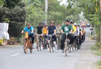 Ngontel Sepeda Tua Bareng Forkopimda Rembang. Minggu (9/10)