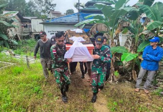 Pemakaman warga perbatasan 