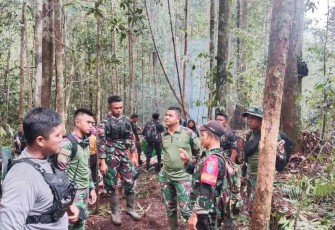 Pencarian warga hilang di hutan perbatasan 