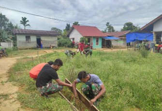Bangun pondasi gereja di perbatasan 