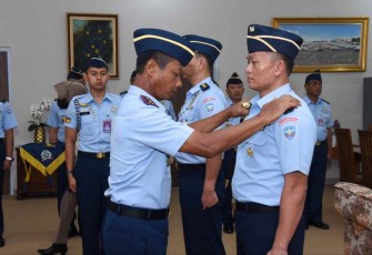 Dankoharmatau Marsda TNI Eddy Supriyono saat penyerahan jabatan Dandenma