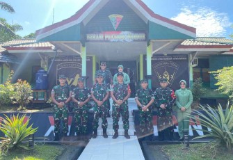 Foto bersama  Danpusterad