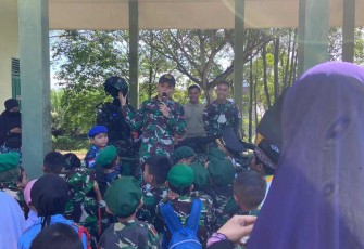 Edukasi siswa di perbatasan 