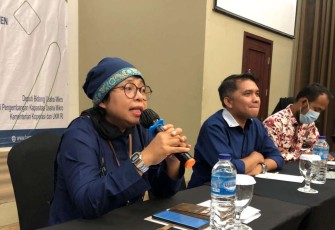 Novieta saat memberikan pelatihan vocational penyandang disabilitas di Tangerang 