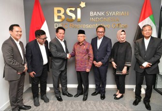 Wapres RI KH Ma'ruf Amin kunjungi kantor BSI di Dubai UEA