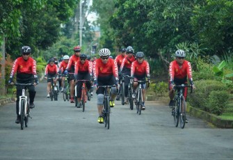 Gowes Bersama Pangdivif 2 Kostrad