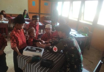 Patroli kesehatan siswa perbatasan 
