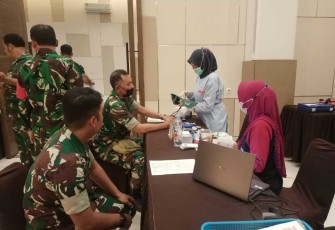 Donor darah prajurit Kodim 0805/Ngawi
