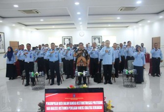 Diskusi panel Balitbang Hukum dan HAM 