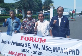 Gandi Parapat bersama saat mendeklarasikan Forum Andika Perkasa di Jakarta 