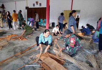 Pelatihan kerajinan tangan masyarakat perbatasan 