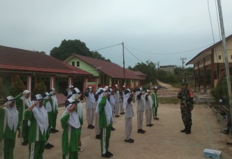 Latihan PBB Siswa SMPN 19 PPU