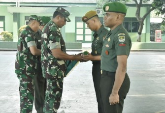 Danrindam Jaya Kolonel Inf Ayub Akbar saat menutup Pendidikan Bintara dan Tamtama Provos 