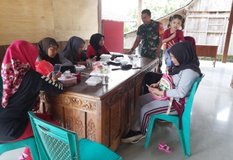 Komsos bersama ibu PKK desa binaan