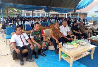 Serka Sumarno saat menghadiri launching Sekolah Bersinar