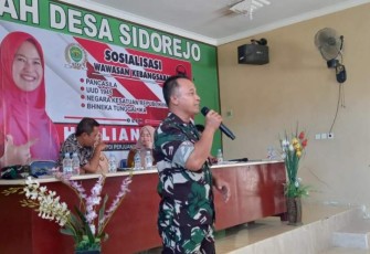 Sertu Djatmiko saat memberikan materi wasbang