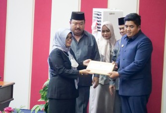 Rapat Paripurna DPRD Bintan Sahkan Ranperda Pengelolaan Keuangan Daerah