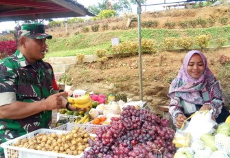 Bazar produk UMKM wilayah desa binaan