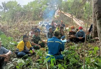 Komsos bersama petani karet desa binaan