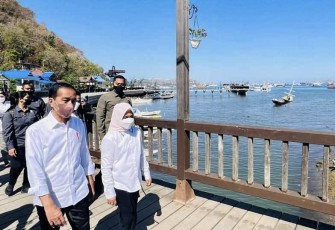 Presiden Joko Widodo saat mengunjungi Labuan Bajo 