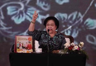 Megawati Soekarnoputri saat menjadi pembicara dalam acara kick off penurunan stunting di Jakarta 