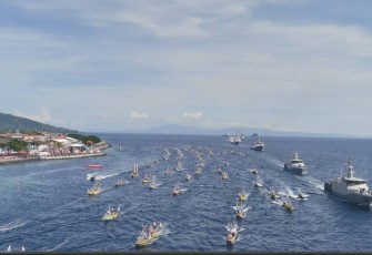 Sail Tidore 2022 di pantai Tuguluva Tidore Maluku Utara, Sabtu (26/11)