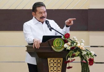 Jaksa Agung ST Burhanuddin saat memberikan pengarahan dalam kunjungan kerja (kunker) di daerah hukum Kejaksaan Tinggi Sumatera Selatan, Selasa 20 Desember 2022.