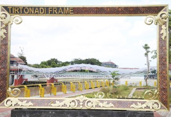 Tirtonadi Frame