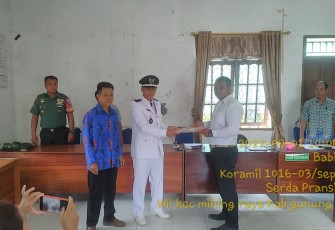 Babinsa saat Hadiri Pelatikan Perangkat Desa Dahian Tambuk 