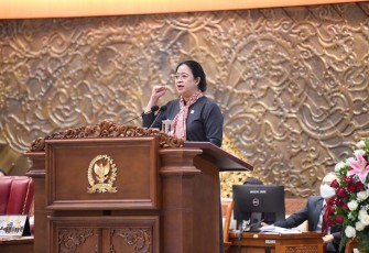 Puan pada Rapat Paripurna DPR di Kompleks Parlemen, Senayan, Jakarta, Kamis (15/12/2022).