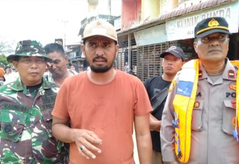 Muspika Indra Makmu Aceh Timur saat Pantau Keadaan Banjir