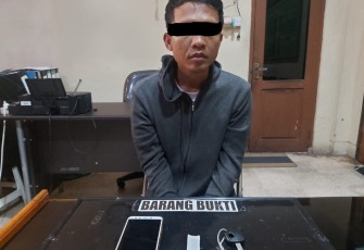 Tersangka dan barang bukti saat diamankan
