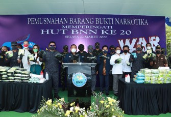 Kepala BNN RI saat memimpin pemusnahan di Balai Besar Rehabilitasi BNN, Lido, Selasa (22/3).