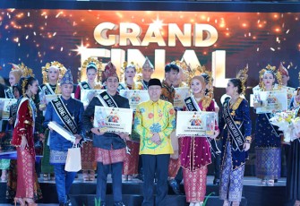 Malam Grand Final Pemilihan Bujang Gadis Provinsi Bengkulu Tahun 2022, di Grage Hotel Bengkulu, Rabu (20/07).