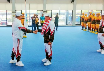 Pj Sekda Bintan saat Lepas Kontingen