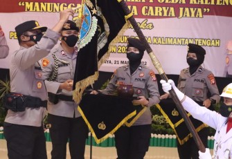 Kapolda Cuci Pataka Manunggal Dharma Karya Jaya