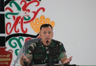 Komandan Kodim 1016 Palangka Raya, Letkol Inf Frans Kishin Panjaitan, S.A.P., M.P.M., M.Han