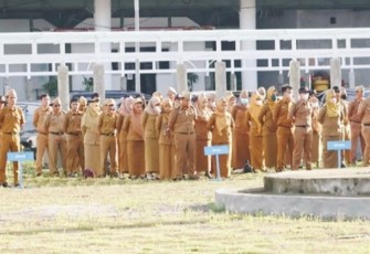 Apel Mingguan Pemkab Pesibar